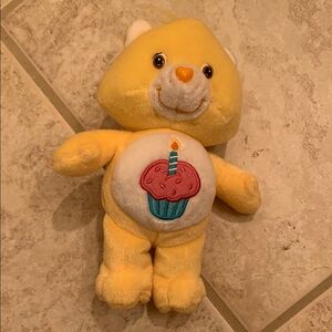 Care Bears Birthday Bear Plush Stuffed Animal Toy Cupcake Yellow Vintage 2003